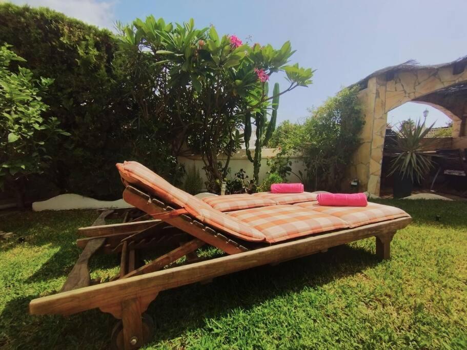 Beautiful 3 Bedroom Townhouse In Urb. Tropicana, Nerja Eksteriør billede